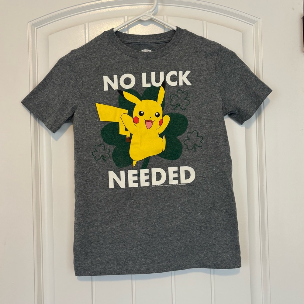 Old Navy Gray Pikachu "No Luck Needed" St Patricks Day Kids T-Shirt Sz Medium 8